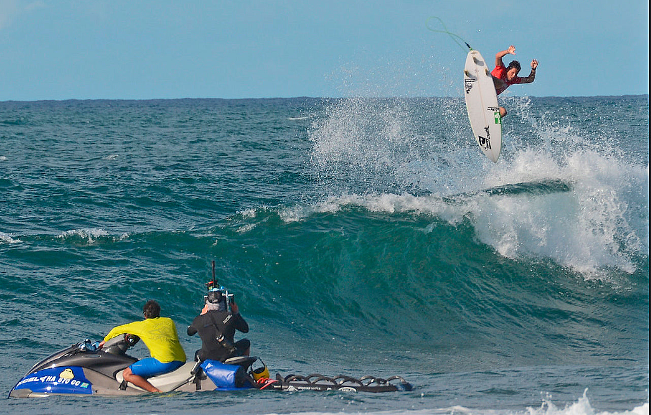 Hawaii surfing photography
