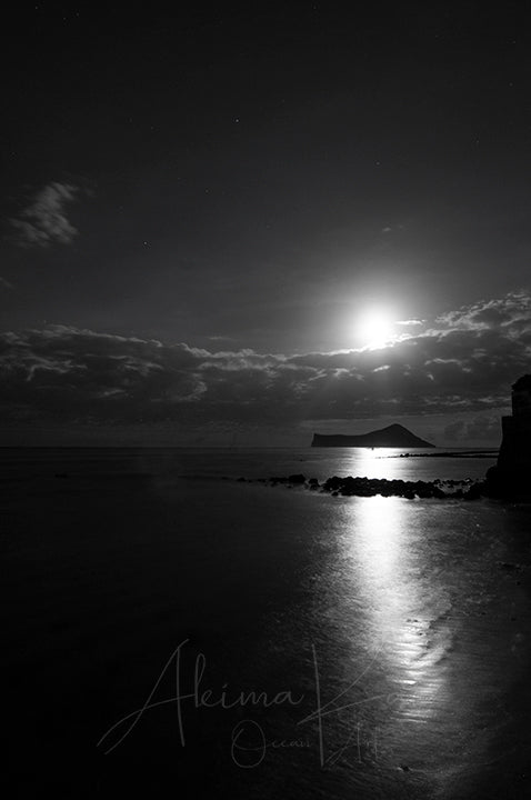 
                  
                    Night island photography
                  
                